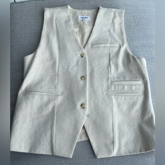 Still Here Ludlow Vest - Picture 5 of 9